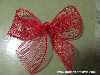 How to Make a Bow From Mesh Ribbon - Dollar Store Style